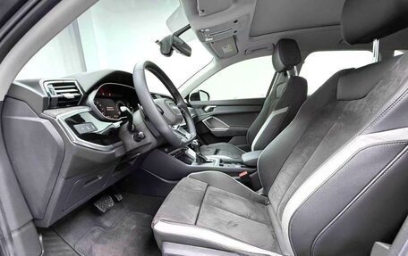 Audi Q3, 2022 год, 2 830 000 рублей, 12 фотография