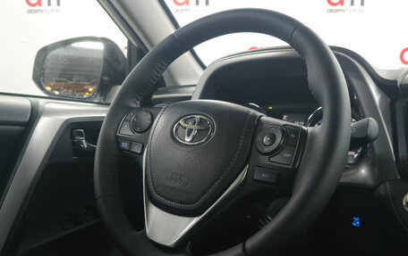 Toyota RAV4, 2017 год, 2 799 000 рублей, 13 фотография