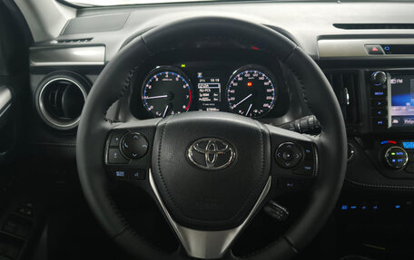Toyota RAV4, 2017 год, 2 799 000 рублей, 11 фотография
