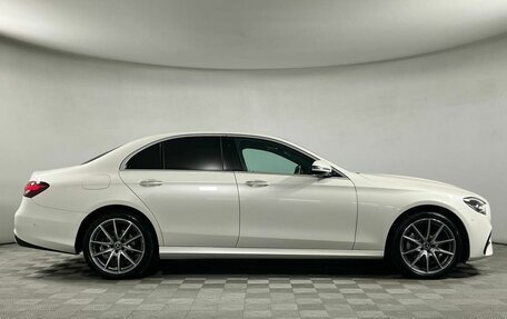 Mercedes-Benz E-Класс, 2021 год, 4 799 000 рублей, 4 фотография