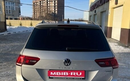 Volkswagen Tiguan II, 2021 год, 2 900 000 рублей, 6 фотография