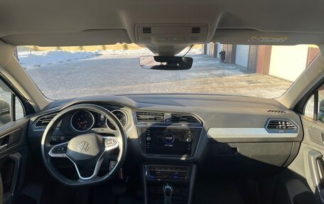 Volkswagen Tiguan II, 2021 год, 2 900 000 рублей, 15 фотография