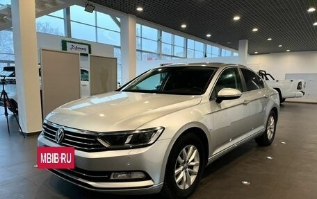 Volkswagen Passat B8 рестайлинг, 2019 год, 2 640 000 рублей, 7 фотография
