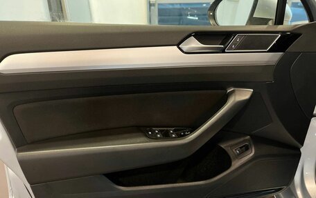 Volkswagen Passat B8 рестайлинг, 2019 год, 2 640 000 рублей, 20 фотография