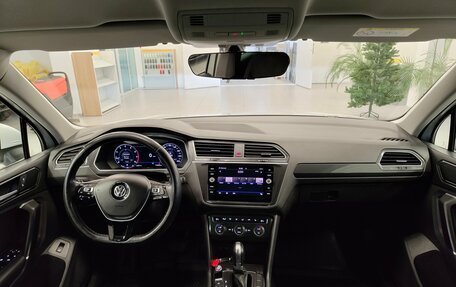 Volkswagen Tiguan II, 2018 год, 2 435 000 рублей, 9 фотография