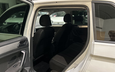 Volkswagen Tiguan II, 2018 год, 2 170 000 рублей, 16 фотография