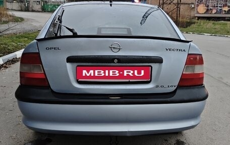 Opel Vectra B рестайлинг, 1998 год, 317 000 рублей, 3 фотография