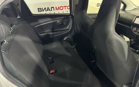 Toyota Vitz, 2018 год, 1 099 000 рублей, 11 фотография