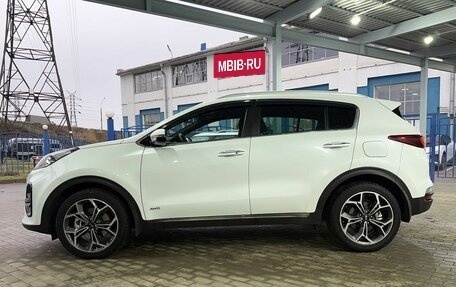 KIA Sportage IV рестайлинг, 2018 год, 1 999 000 рублей, 2 фотография