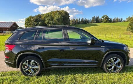 Skoda Kodiaq I, 2021 год, 3 230 000 рублей, 3 фотография