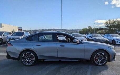 BMW 5 серия, 2025 год, 12 430 000 рублей, 6 фотография