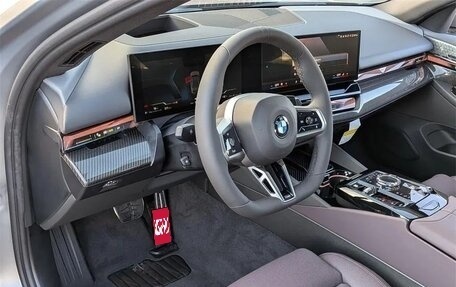 BMW 5 серия, 2025 год, 12 430 000 рублей, 12 фотография