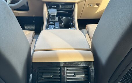 Volkswagen Touareg III, 2019 год, 4 850 000 рублей, 8 фотография