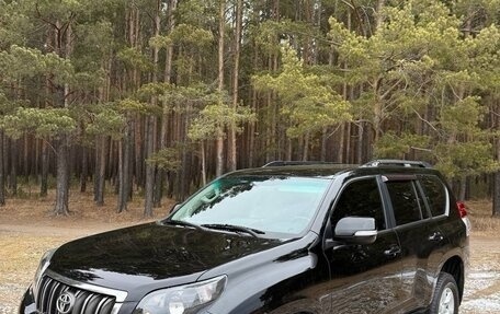 Toyota Land Cruiser Prado 150 рестайлинг 2, 2010 год, 2 135 000 рублей, 2 фотография