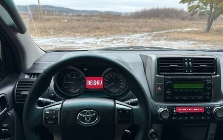 Toyota Land Cruiser Prado 150 рестайлинг 2, 2010 год, 2 135 000 рублей, 14 фотография