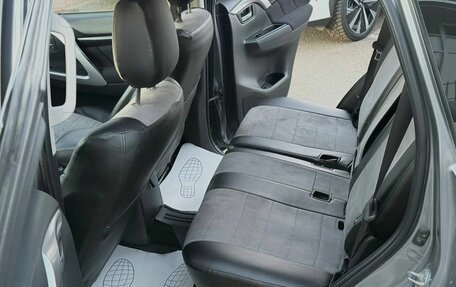 Mitsubishi Pajero Sport III рестайлинг, 2017 год, 2 250 000 рублей, 12 фотография