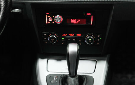 BMW 3 серия, 2011 год, 1 250 000 рублей, 15 фотография