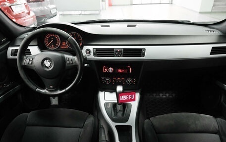 BMW 3 серия, 2011 год, 1 250 000 рублей, 14 фотография