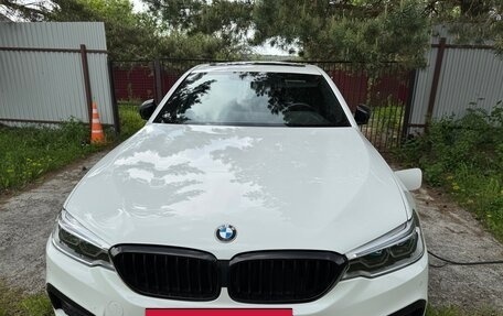 BMW 5 серия, 2018 год, 3 800 000 рублей, 3 фотография