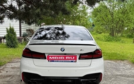 BMW 5 серия, 2018 год, 3 800 000 рублей, 4 фотография