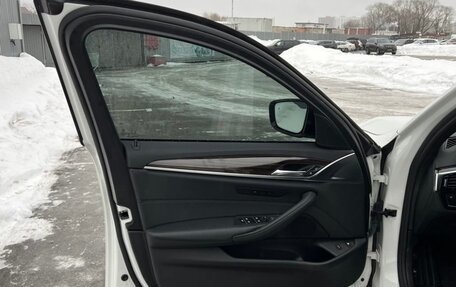 BMW 5 серия, 2018 год, 3 800 000 рублей, 14 фотография