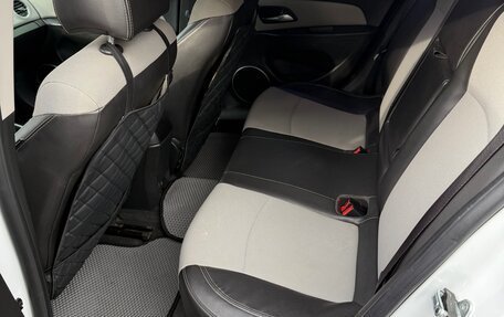 Chevrolet Cruze II, 2013 год, 800 000 рублей, 6 фотография