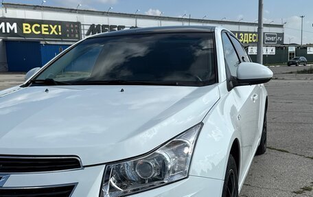 Chevrolet Cruze II, 2013 год, 800 000 рублей, 8 фотография