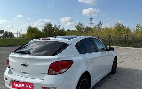 Chevrolet Cruze II, 2013 год, 800 000 рублей, 10 фотография