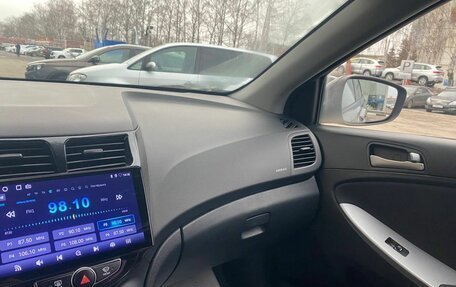 Hyundai Solaris II рестайлинг, 2016 год, 784 000 рублей, 13 фотография