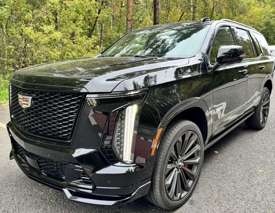 Cadillac Escalade V, 2025 год, 29 000 000 рублей, 2 фотография