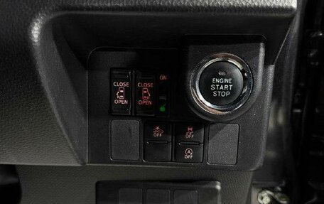 Toyota Tank I, 2017 год, 1 320 000 рублей, 4 фотография