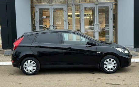 Hyundai Solaris II рестайлинг, 2011 год, 735 000 рублей, 6 фотография