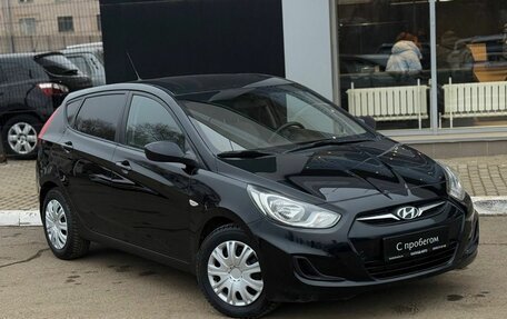 Hyundai Solaris II рестайлинг, 2011 год, 735 000 рублей, 7 фотография