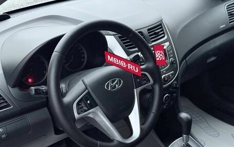 Hyundai Solaris II рестайлинг, 2011 год, 735 000 рублей, 12 фотография