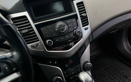 Chevrolet Cruze II, 2012 год, 800 000 рублей, 6 фотография