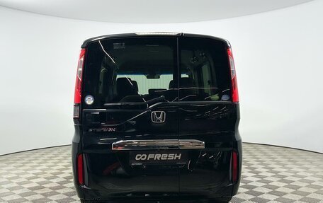 Honda Stepwgn IV, 2017 год, 1 898 100 рублей, 4 фотография