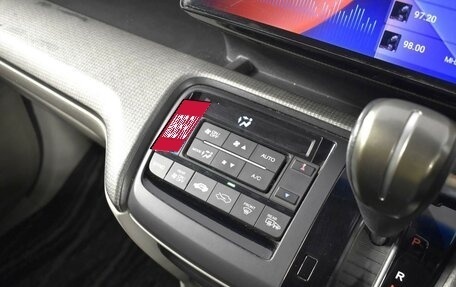 Honda Stepwgn IV, 2017 год, 1 898 100 рублей, 23 фотография