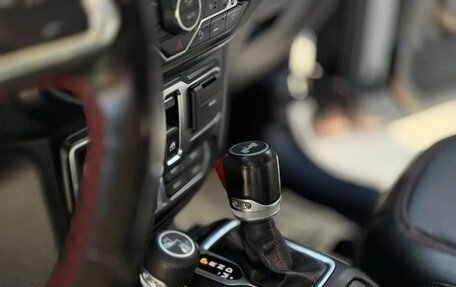 Jeep Wrangler, 2022 год, 5 100 000 рублей, 28 фотография