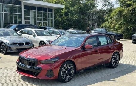 BMW 5 серия, 2025 год, 7 349 000 рублей, 3 фотография