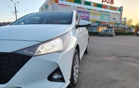 Hyundai Solaris II рестайлинг, 2021 год, 1 499 999 рублей, 4 фотография