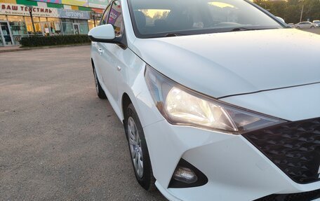 Hyundai Solaris II рестайлинг, 2021 год, 1 499 999 рублей, 5 фотография