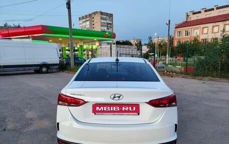 Hyundai Solaris II рестайлинг, 2021 год, 1 499 999 рублей, 13 фотография