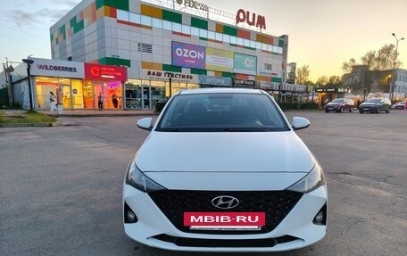Hyundai Solaris II рестайлинг, 2021 год, 1 499 999 рублей, 10 фотография