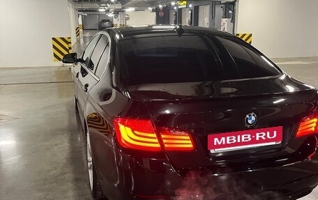 BMW 5 серия, 2010 год, 2 000 000 рублей, 2 фотография