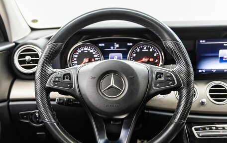 Mercedes-Benz E-Класс, 2016 год, 2 998 000 рублей, 19 фотография