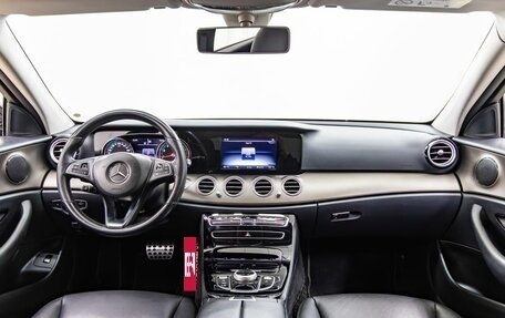 Mercedes-Benz E-Класс, 2016 год, 2 998 000 рублей, 14 фотография