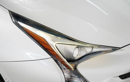 Toyota Prius IV XW50, 2016 год, 1 750 000 рублей, 18 фотография