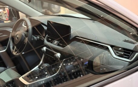 Toyota RAV4, 2025 год, 4 900 000 рублей, 6 фотография