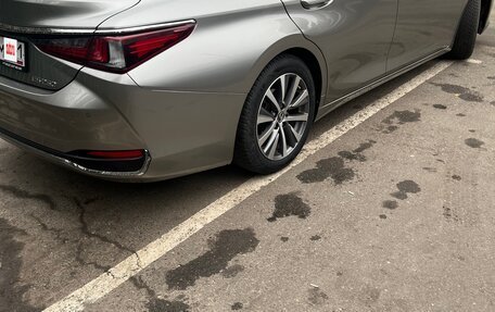 Lexus ES VII, 2018 год, 3 600 000 рублей, 2 фотография