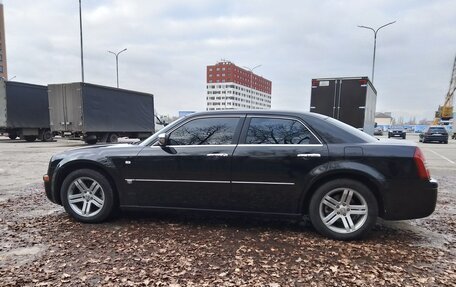 Chrysler 300C II, 2005 год, 980 000 рублей, 6 фотография